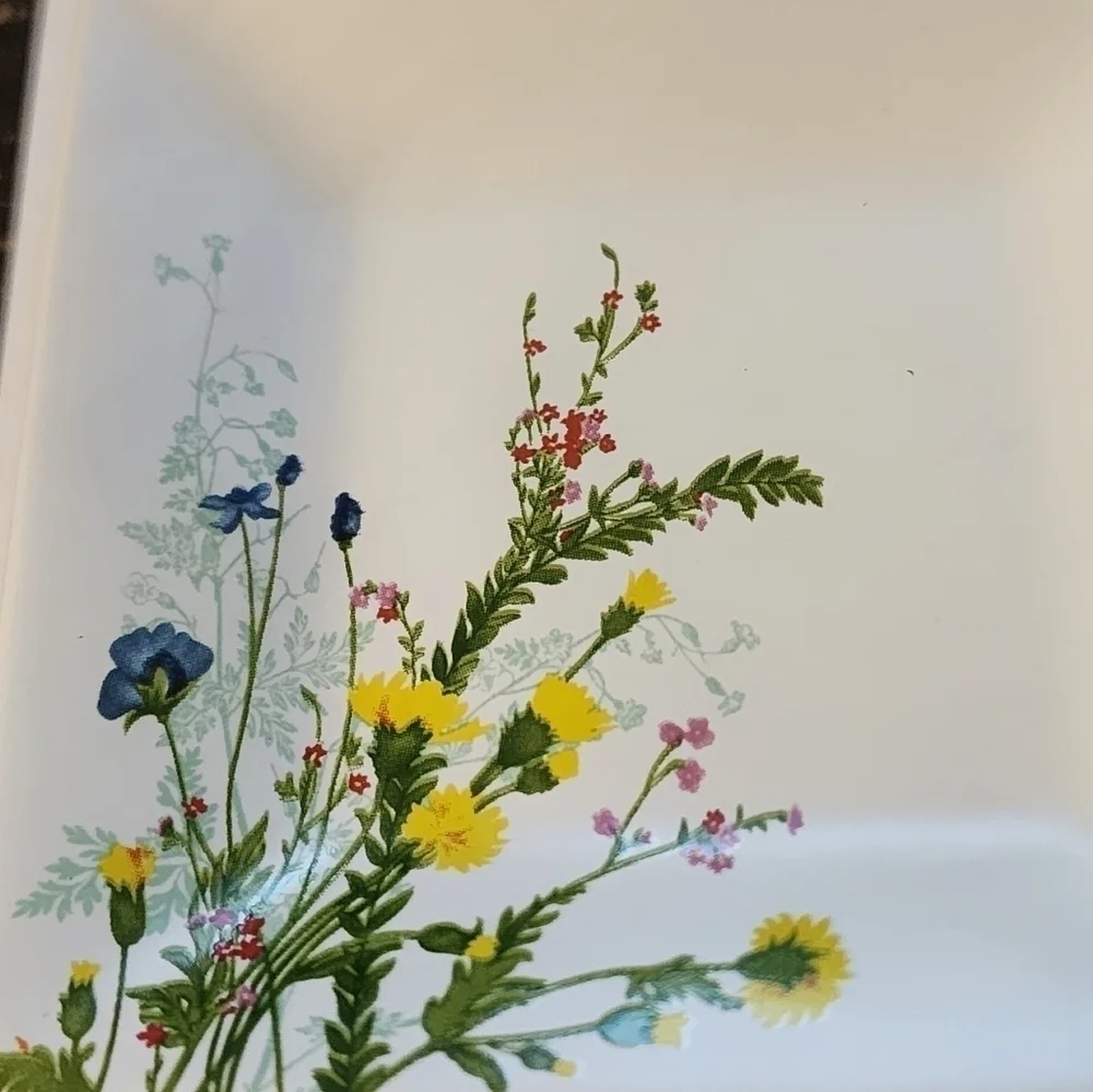 Pier 1 Imports set of 4 trinket dishes Small 3.5 inches square Flowers